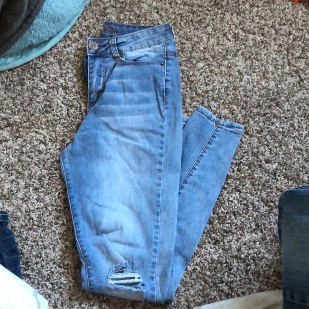 Jeans